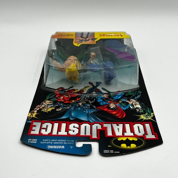 AQUAMAN Total Justice Action Figure DC Comics 1996 Vintage Kenner - Picture 8 of 9